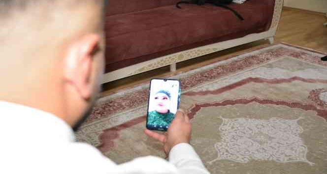 Online damat, düğününe görüntülü bağlantı ile katıldı