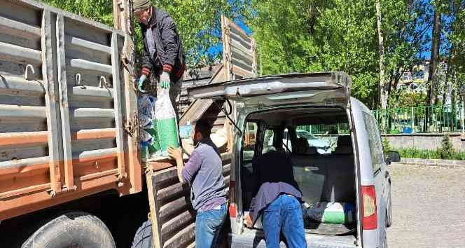 Adilcevaz’da çiftçilere fasulye tohumu dağıtımı