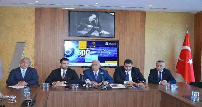 Ahlatcı’dan istihdam garantili yazılım kursu