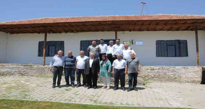 Neşet Ertaş’ın kız kardeşi Nadiye Ertuğrul: "Abimin kabul etmediği filmi biz de istemiyoruz"