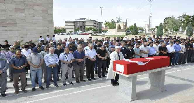 Cinayete kurban giden uzman çavuş son yolculuğuna uğurlandı