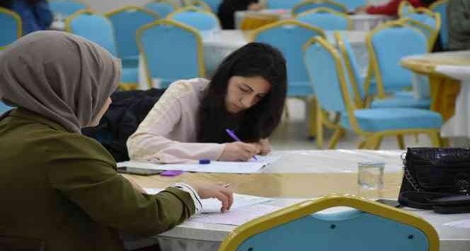 Tatvan Belediyesinden öğrencilere ücretsiz deneme sınavı desteği