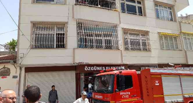 Kilis’te ev yangını: Yaralılar var