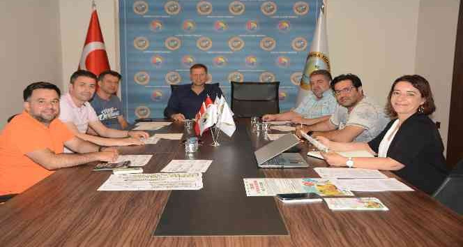 Manisa Ticaret Borsası sektör temsilcileriyle sorun ve çözüm yollarını görüştü