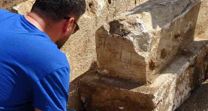 Duvar çalışmasında tarih çıktı