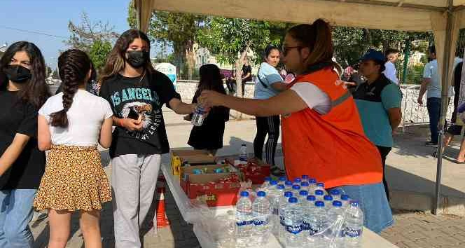 Başkan Atabay, Didim’de sınava giren öğrencileri unutmadı