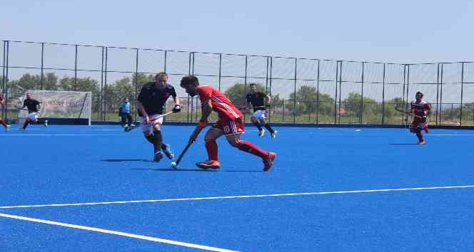 Çim Hokeyi Avrupa Şampiyonası’nda Türkiye’den Finlandiya’ya gol yağmuru