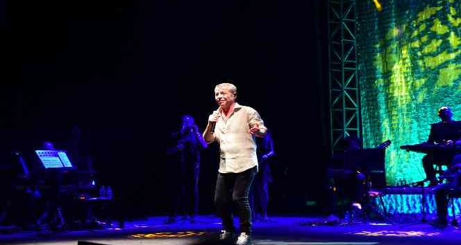 Levent Yüksel: Benim adıma ilk şarkıyı Sezen Aksu yazdı