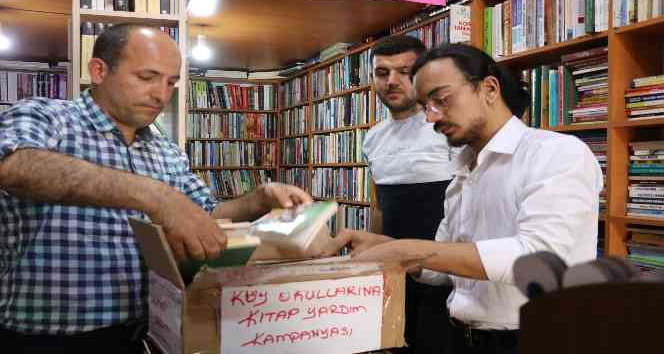 "Çocuklar okusun" diye kitap toplama kampanyası başlattılar