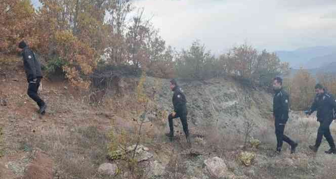 Ormanlık alanda bulunan cesette ’kayıp polis’ şüphesi