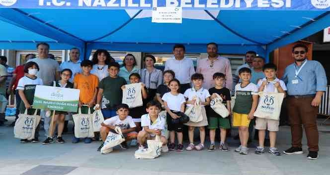 Nazilli’de 3 saatte 50 bin atık pil topladılar