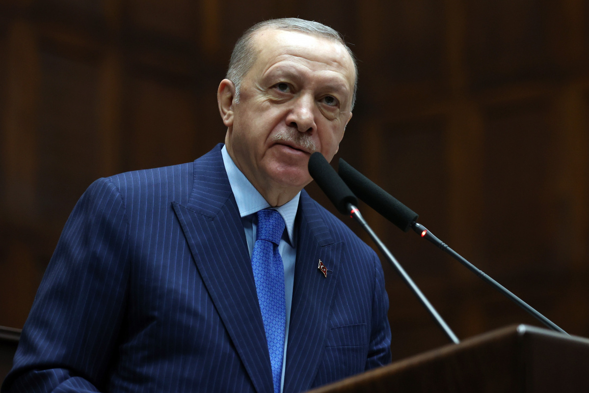 Cumhurbaşkanı Erdoğan&#039;dan Karakoç ve Zarifoğlu paylaşımı