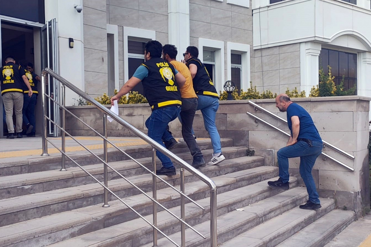 Komşuların park kavgası cinayetinde 1 kişi tutuklandı