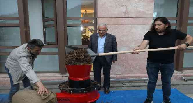 Fındık zurufundan yem üretildi