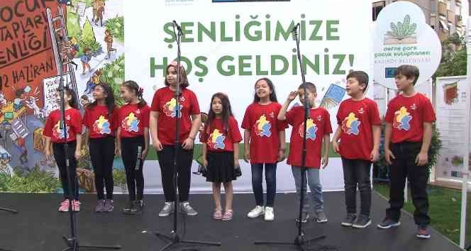 Kadıköy Defne Park Çocuk Kitapları Şenliği kapılarını açtı