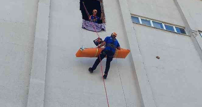 Tekirdağ’da nefes kesen deprem tatbikatı: Şarköy 7.4’le sallandı ortalık karıştı
