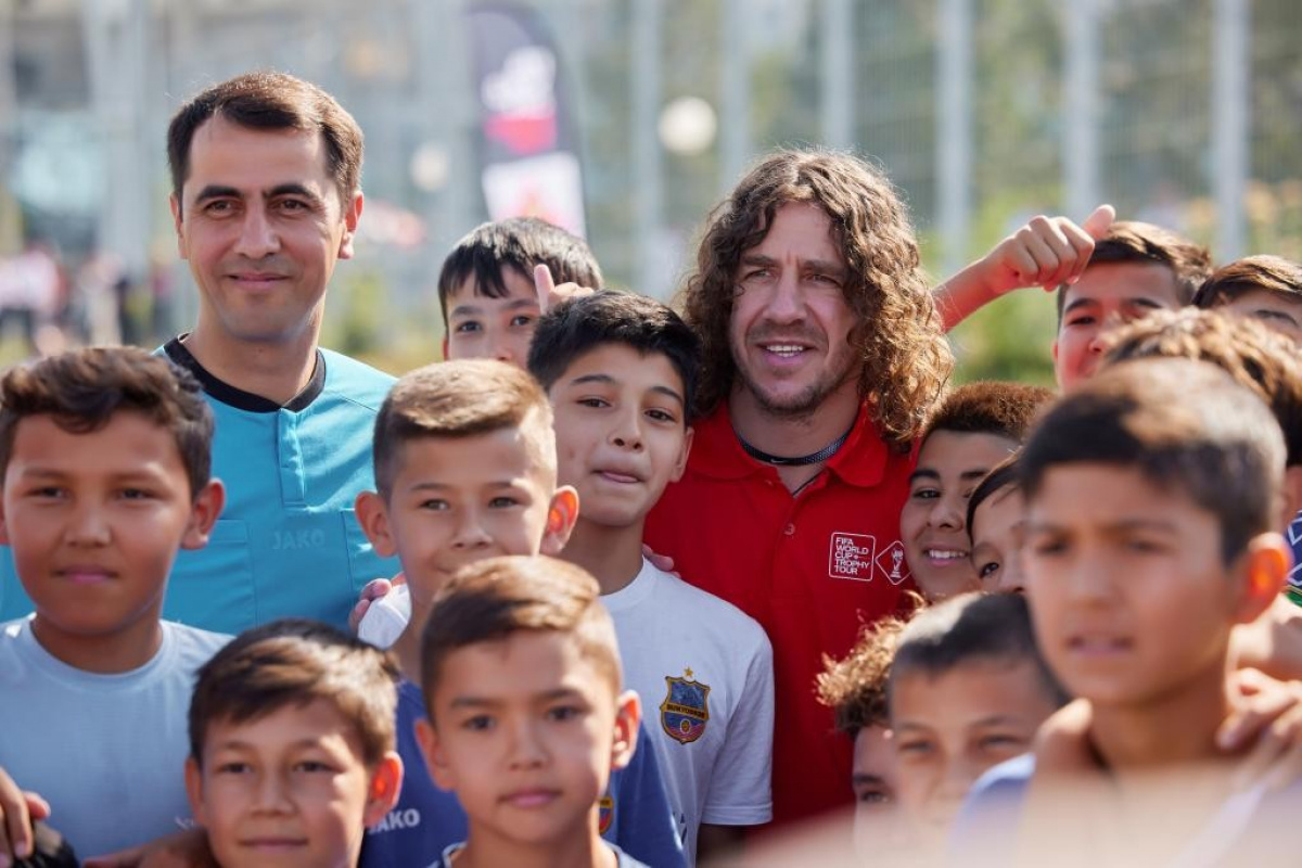 Puyol: 'Türkiye’de futbolun ne kadar tutkulu bir şekilde takip edildiğini biliyorum'