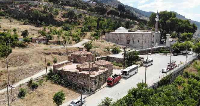 Gecekondular arasında kaybolan tarih yıkımlar sonrası gün yüzüne çıktı