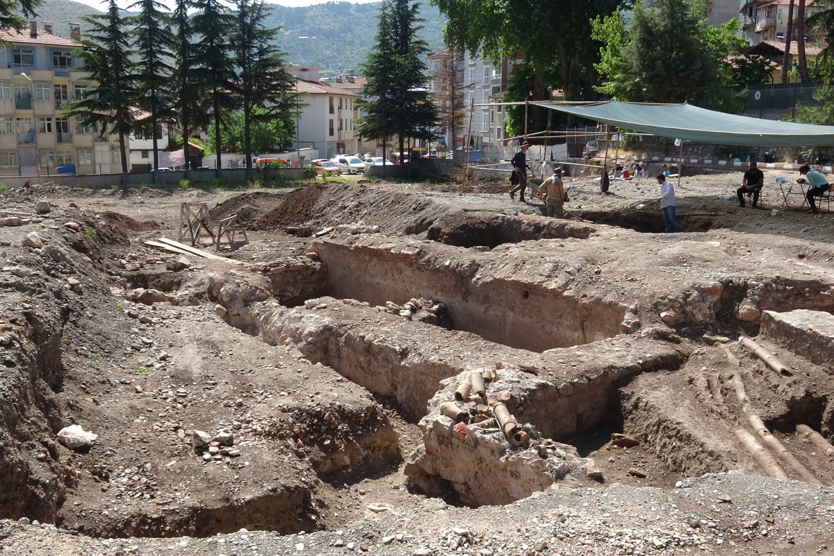 Tokat’ta Okulun Temel Kazısından Tarih çıktı! İhlas Haber Ajansı