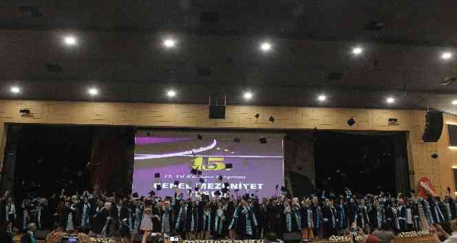 Kilis’te 2 bin genç üniversiteden mezun oldu