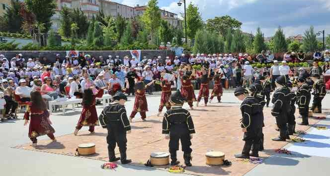 Uluslararası Bahar Çocuk Şenliği’ne büyük ilgi