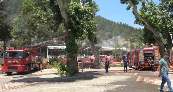 Kahramanmaraş’ta sosyal tesis yangını