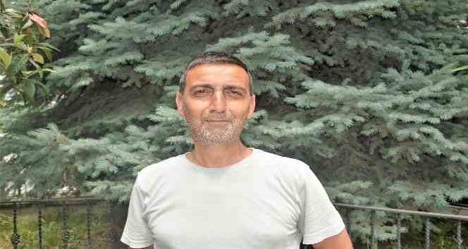 Hastane bahçesinde tilkiden sonra çakal görüntülendi