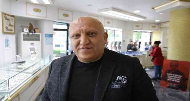 Kuyumcu Durukan: “Altın ve toprağa yatırım yapan kazanacak”