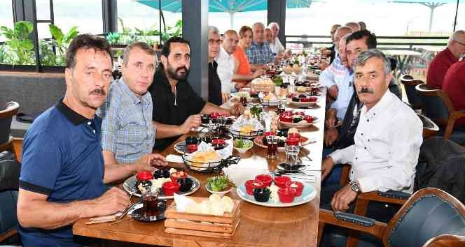 Oral: Kapımız muhtarlara her zaman açık