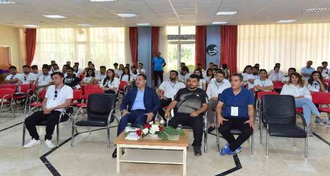 Osmaniye’de voleybol aday hakemli kursu başladı