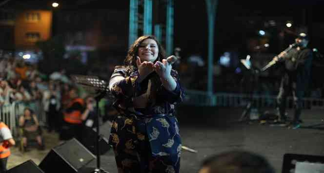 Tuğçe Kandemir Koçarlı’da unutulmaz bir festival yaşattı