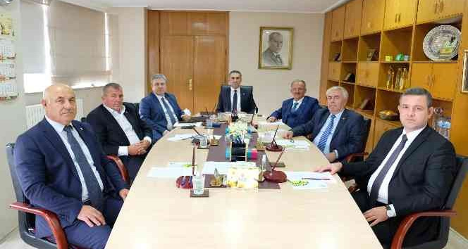 Trakya Birlik ayçiçeğine ton başına bin yüz lira fiyat farkı verileceğini açıkladı