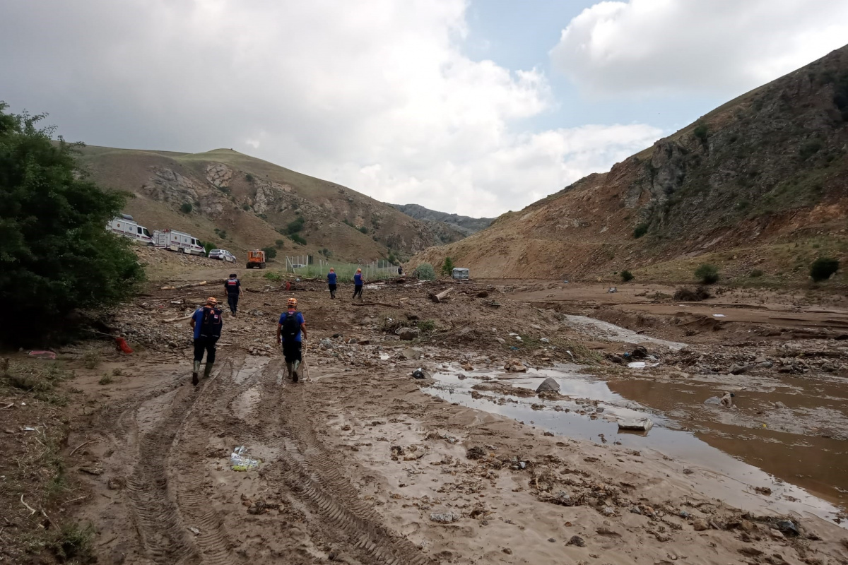 AFAD Afyonkarahisar ekibi Ankara’da göreve başladı