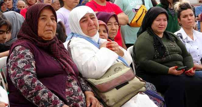 Osmaniye’de hacı adayları dualarla kutsal topraklara uğurlandı