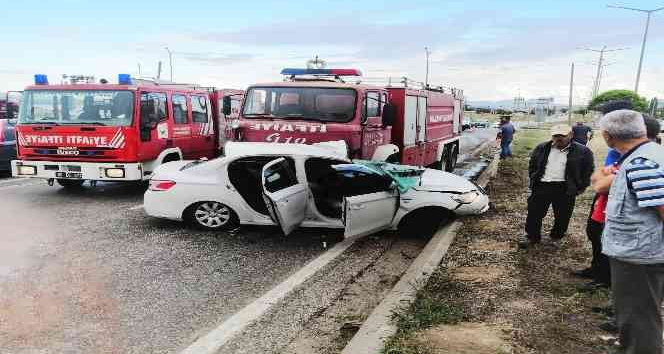 Yozgat’ta itfaiye aracı ile otomobil çarpıştı: 3 ölü