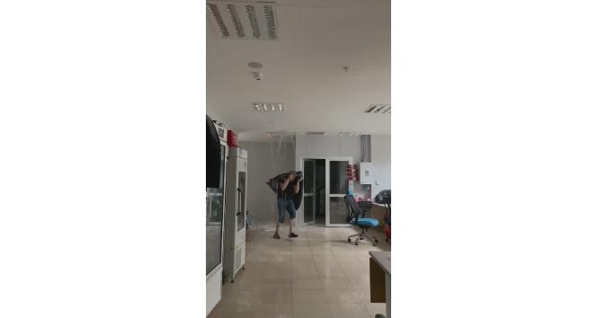 Gümüşhane’de şiddetli sağanak su baskınlarına neden oldu