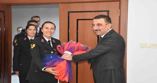 Siirt Vali Hacıbektaşoğlu, Jandarma Teşkilatının yıl dönümünü kutladı