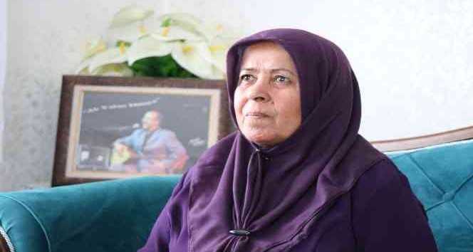 Neşet Ertaş’ın kız kardeşi Nadiye Ertuğrul: "Abim sağlığında film ile ilgili bir cümle kurmadı"