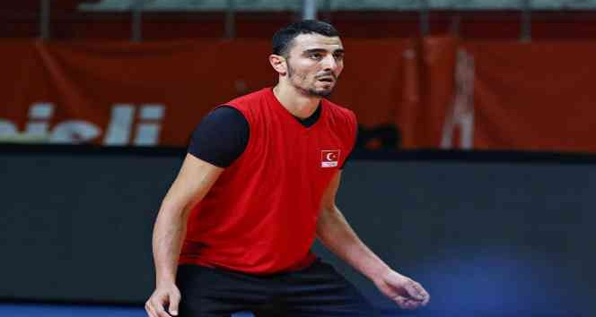 İzzet Ünver: "Güzel bir hazırlık dönemi geçiriyoruz"