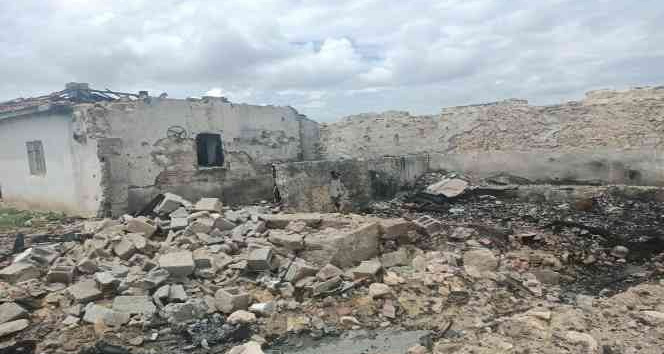 Selin yaraları sarılıyor