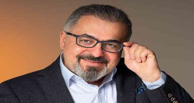 Ünlü türkücü yeni projeleriyle geliyor