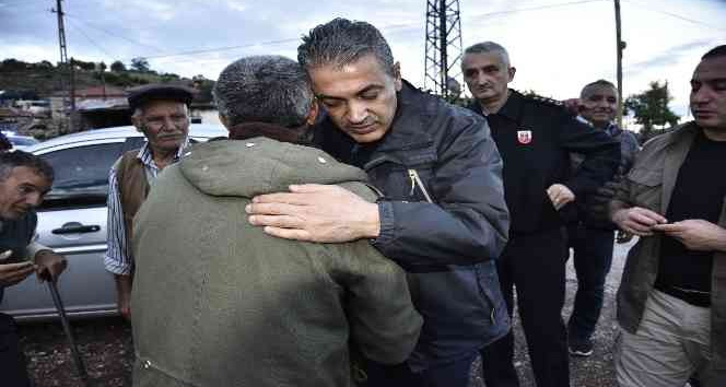 Vali Akkoyun, selde eşini kaybeden kocaya taziye ziyaretinde bulundu