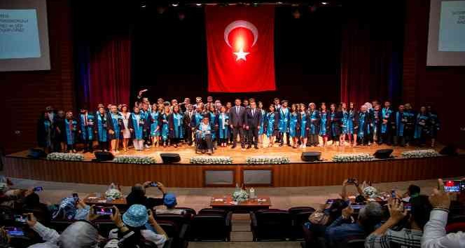 KAYÜ Sosyal Bilimler MYO, 2021-2022 Eğitim-Öğretim Yılı Mezunlarını Verdi