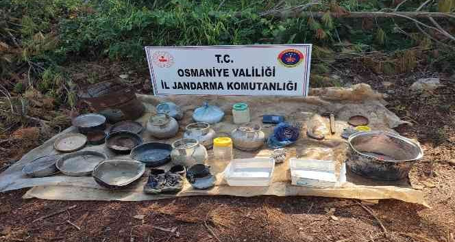 PKK’nın sığınağında mühimmat ve yaşam malzemesi ele geçirildi