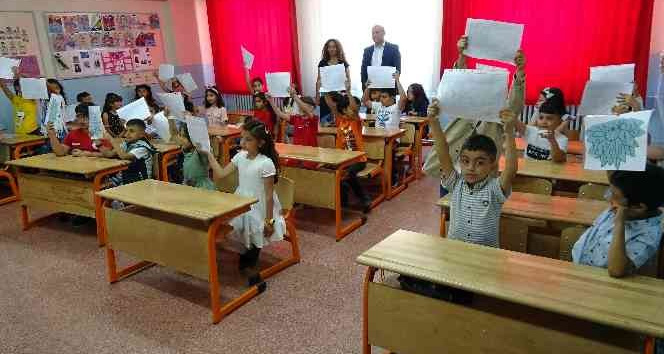 Yozgat’ta 74 bin 988 öğrenci karne heyecanı yaşadı