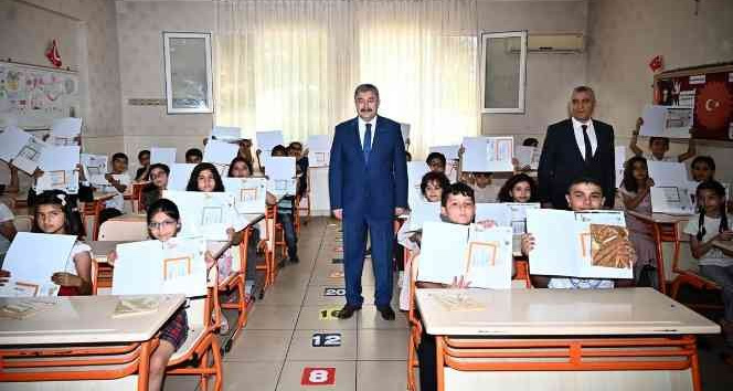 Osmaniye’de 135 bin öğrenci karne heyecanı yaşadı