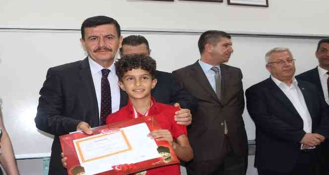 Burdur’da 42 bin 430 öğrenci karne aldı