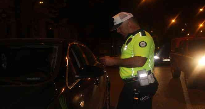 Ünye polisinden şok denetim: 1 saatlik uygulamada 9 bin lira ceza