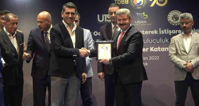 Uşak’ta "Ekonomiye Değer Katanlar Ödül Töreni"