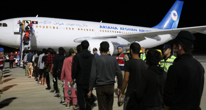 Malatyada 227 düzensiz göçmen sınır dışı edildi